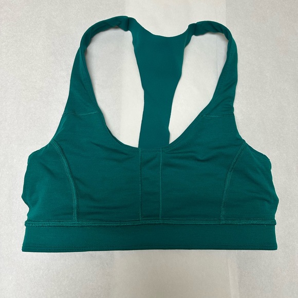 Lululemon Women's Green Top🍏 - Picture 4 of 6